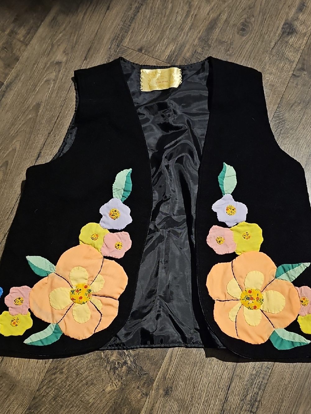 Handmade 70s Black  Vest  Appliqué Flowers Small  Retro Women